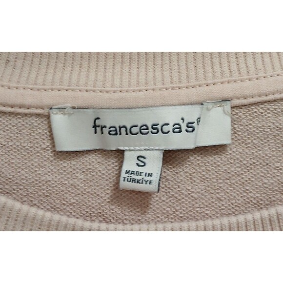 FRANCESCA'S Women's GAME DAY Crewneck Sweatshirt Small Beige Fuzzy Colorful Logo - Picture 4 of 5